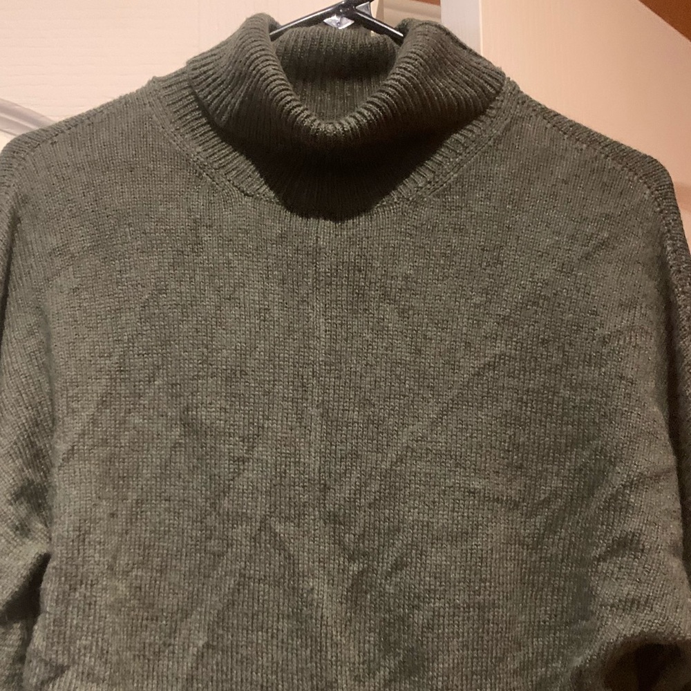 Olive Green women’s sweater